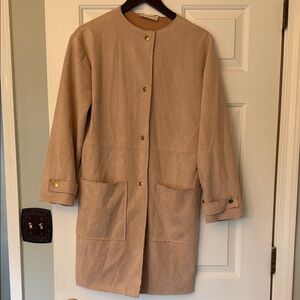 Chic Tan Women's Trench Coat